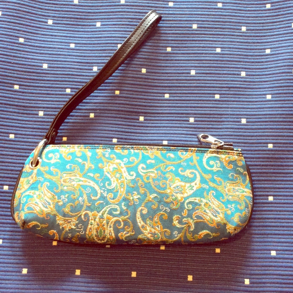 NWOT Unique Wristlet